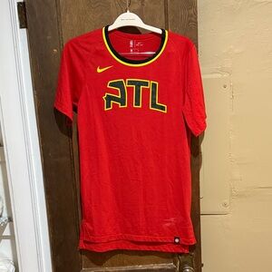ATL HAWKS Nike Dri-FIT Red NBA T-Shirt